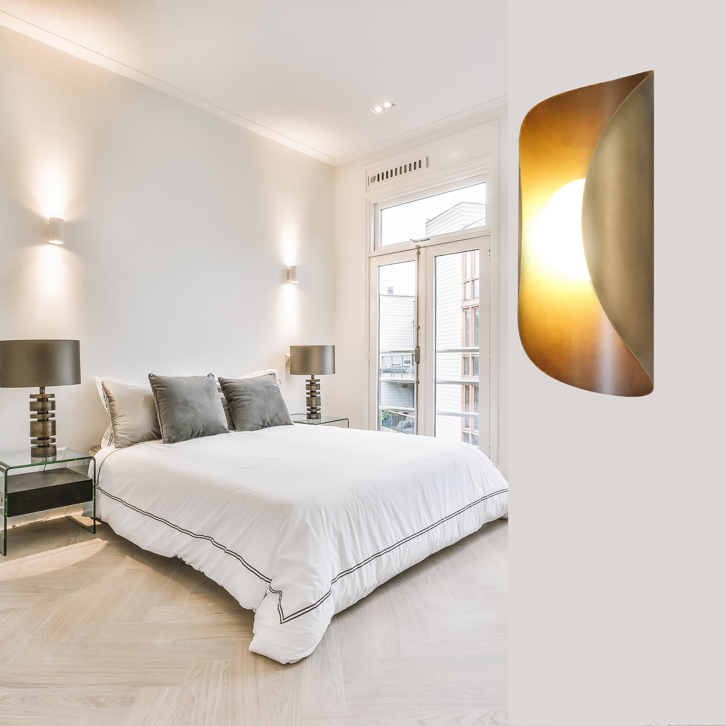 Raw Brass Curve Shade Vintage Wall Light - Mid-Century Modern Brass Wall Sconce