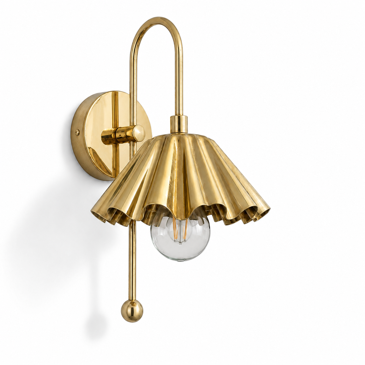 Brass Ruffled Wall Light Sconce – Mid Century Scalloped Wall Fixture